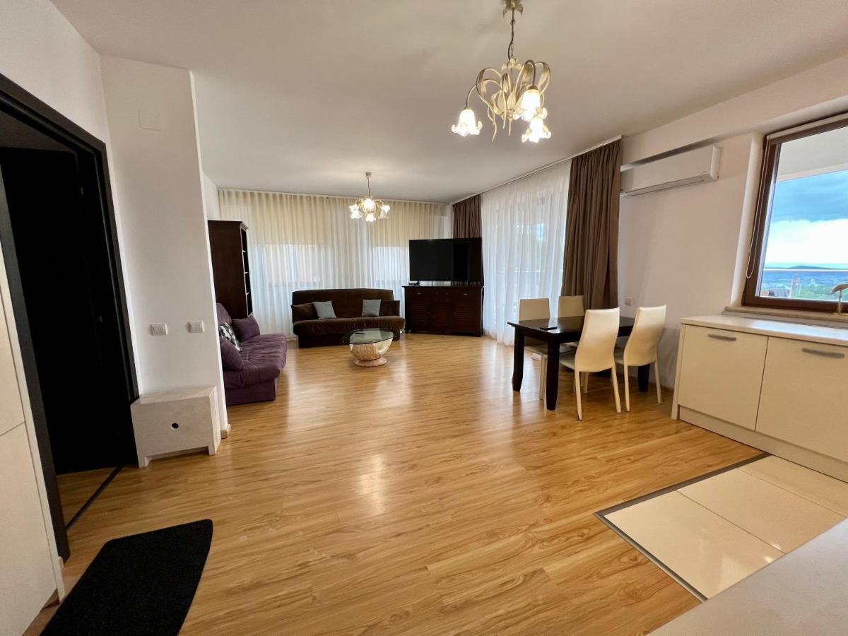 #3 Coroni Seasons Apart Brašov Exteriér fotografie
