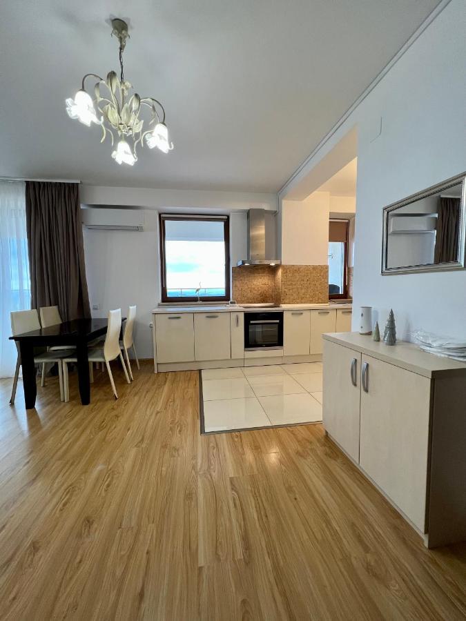 #3 Coroni Seasons Apart Brašov Exteriér fotografie
