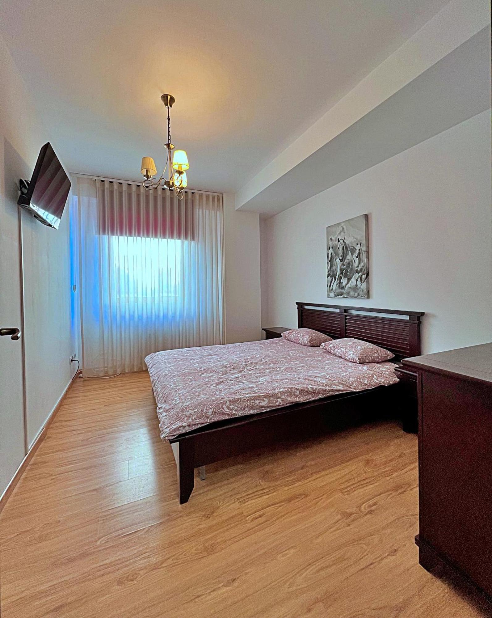 #3 Coroni Seasons Apart Brašov Exteriér fotografie